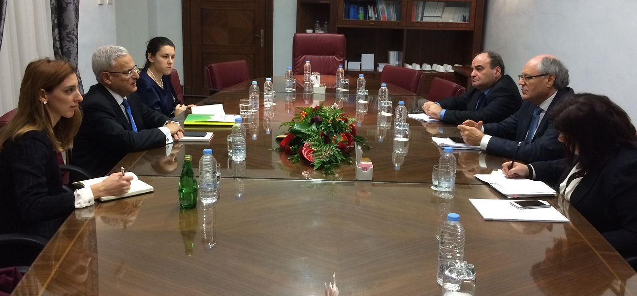 Minister Scicluna meets with Leo Brincat from the EU Court of Auditors